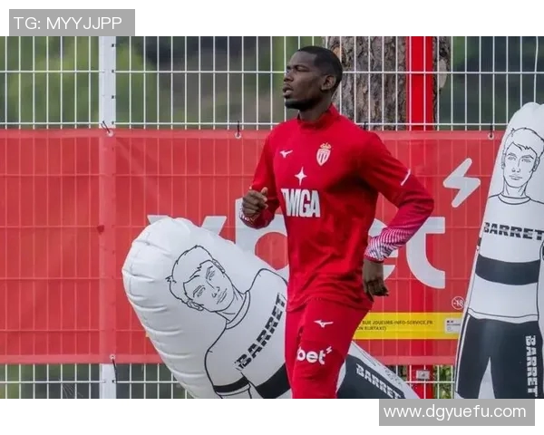 博格巴重返赛场引发热议球迷期待他带领球队再创辉煌